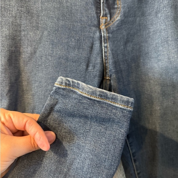Everlane The Way-High® Clean Front Skinny Jean - Picture 3 of 8